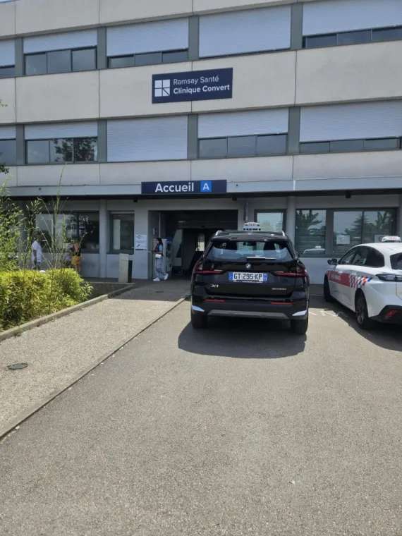 Course en taxi, en partenariat avec la clinique Convert à Bourg-en-Bresse, Bourg-en-Bresse, Euro Taxi